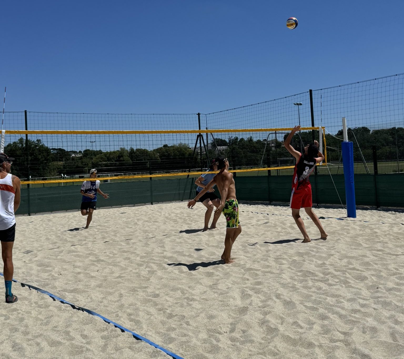 Les nouveaux terrains de beach ouvrent leurs portes