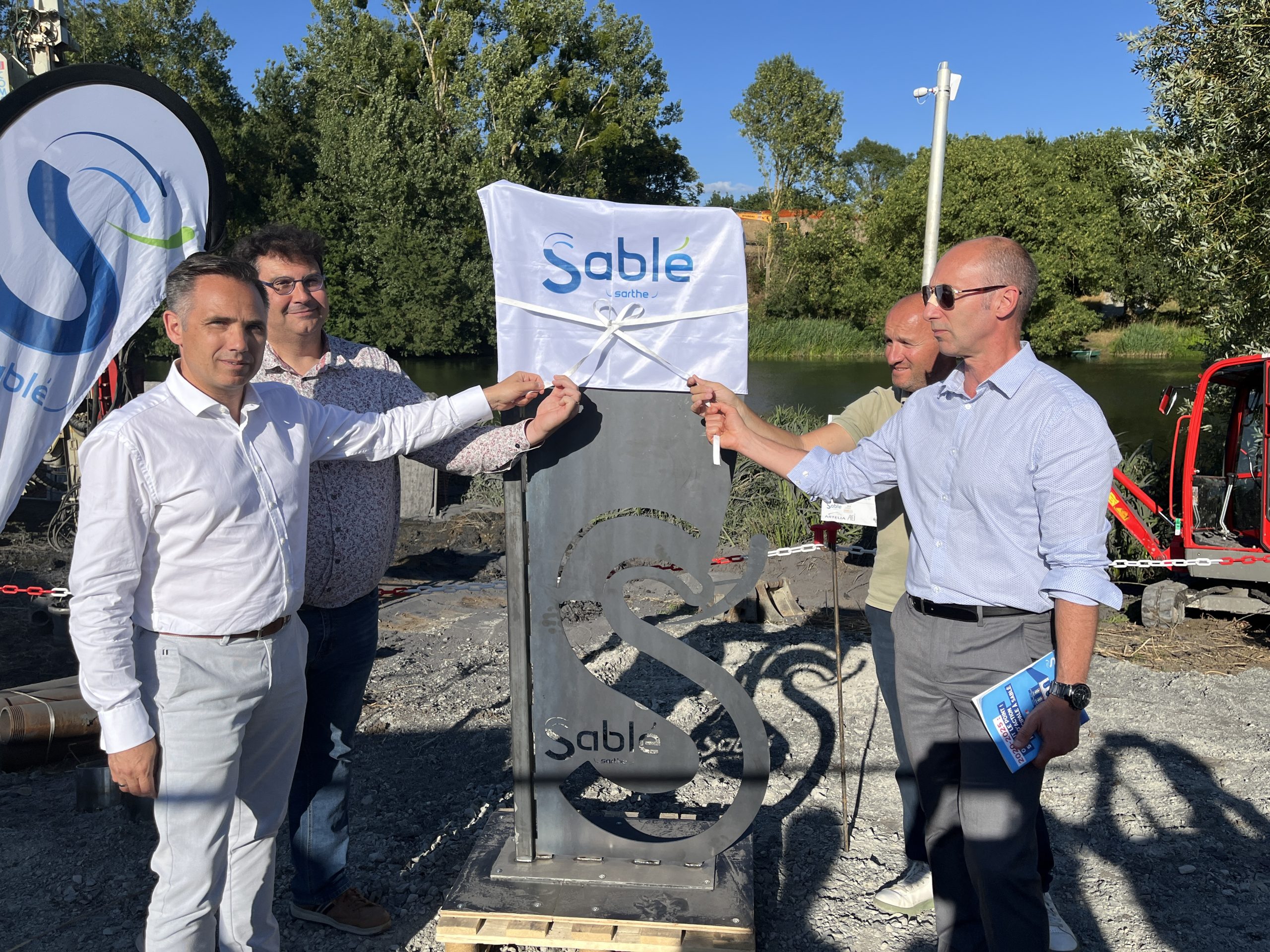 Lancement officiel du chantier de la passerelle